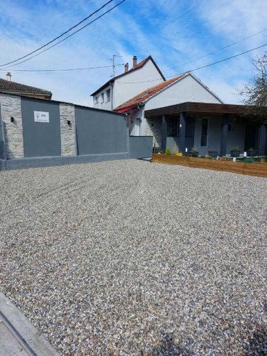 Gite Au Pommier Fleuri Et Son "Appart" Independant Drusenheim Bagian luar foto